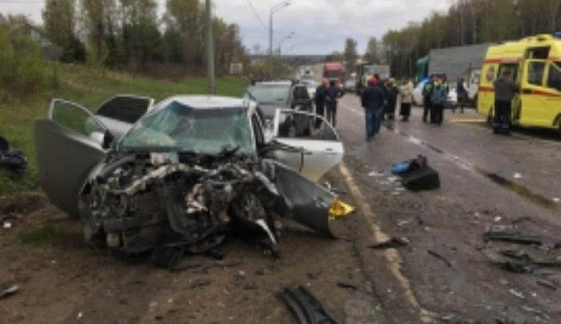 Предъявлено обвинение виновнику ДТП, где погиб ребенок и еще семеро детей и взрослых пострадали