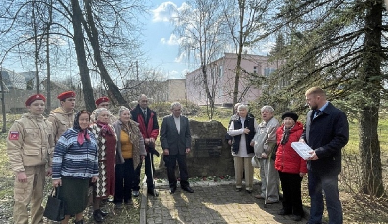 В Думиничах отметили День освобождения узников фашистских концлагерей