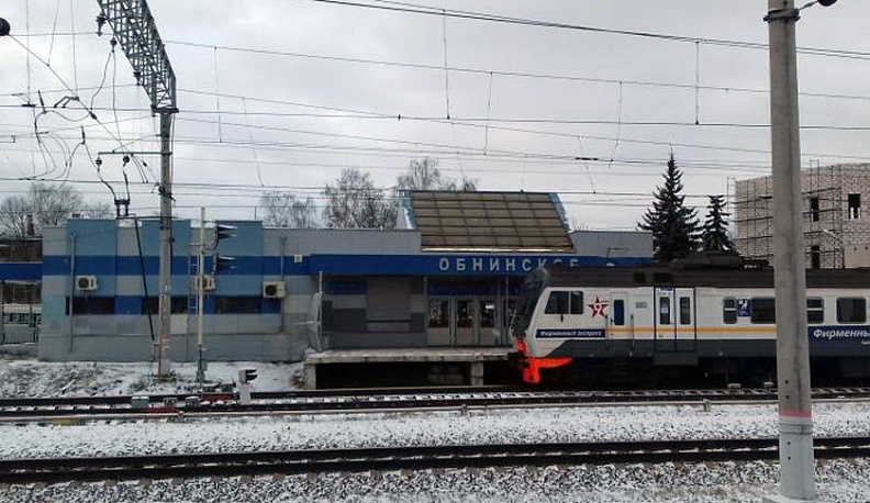 В Обнинске на железнодорожных путях погиб мужчина