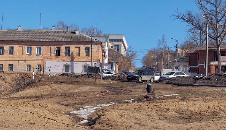 Калужским краеведам сообщили о судьбе незаконного особняка в охранной зоне на Воробьевке