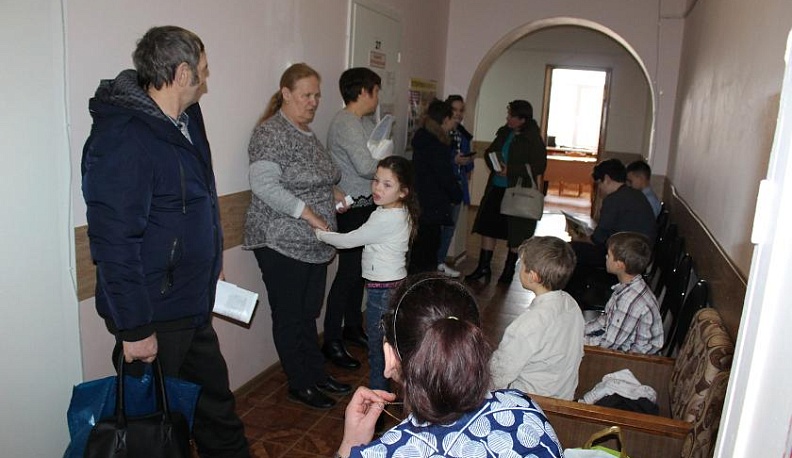 Очереди бывают разные: короткие, длинные… заразные