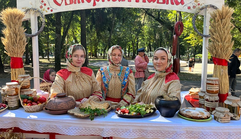 Праздник золотой осени прошёл в Калуге