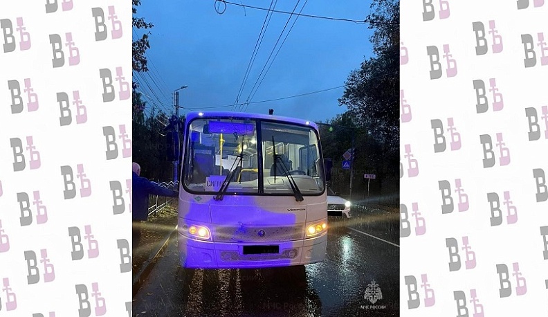 Автобус сбил пешехода в Калуге