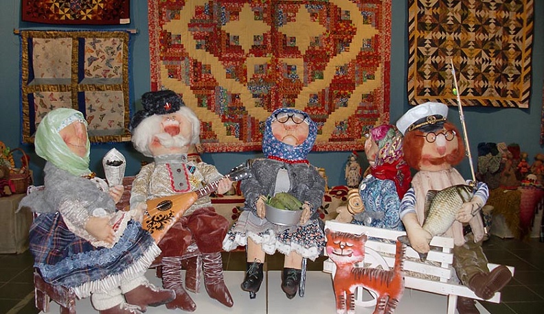 В Калужском художественном музее показывают кукол