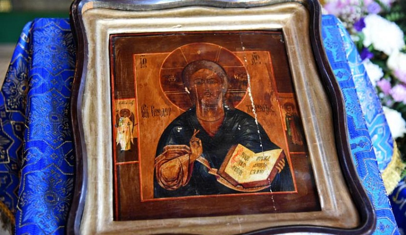 Калужскому монастырю передали старинную икону XVIII века