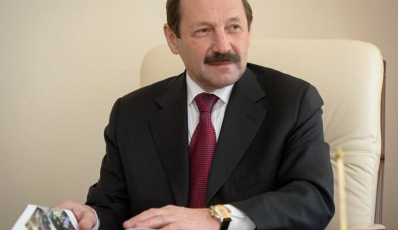 С профессиональным праздником калужских ученых поздравил Геннадий Скляр