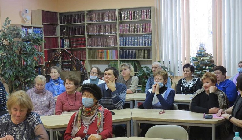 В Кировской модельной библиотеке №4 состоялась презентация книги писателя Николая Ивчина