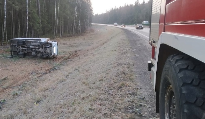В Калуге «Газель» столкнулась с грузовиком