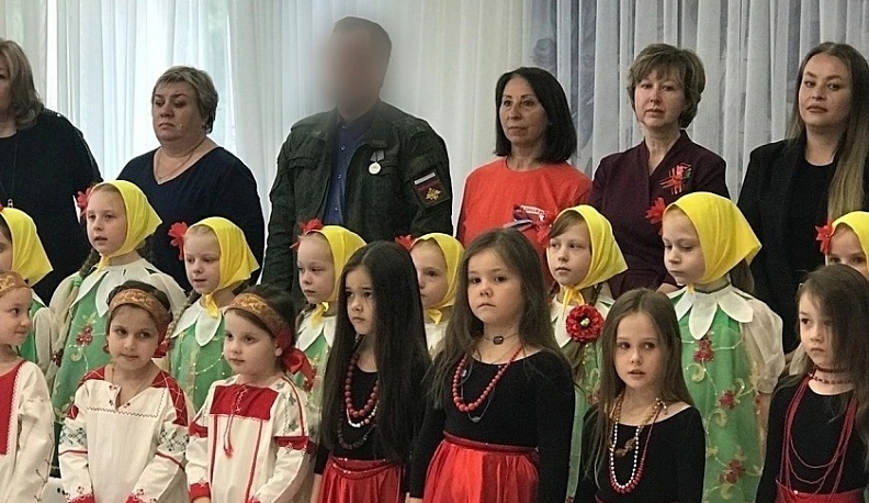 Участник СВО посетил обнинский детсад «Муравушка»