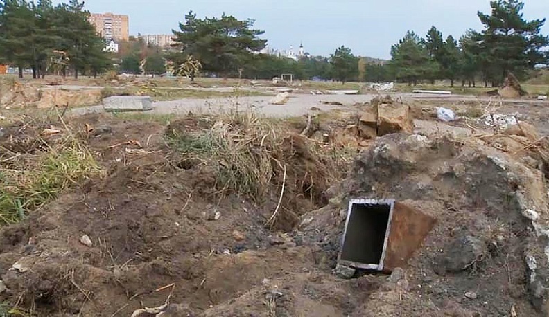 Площадку в сквере Волкова в Калуге снесли по предписанию