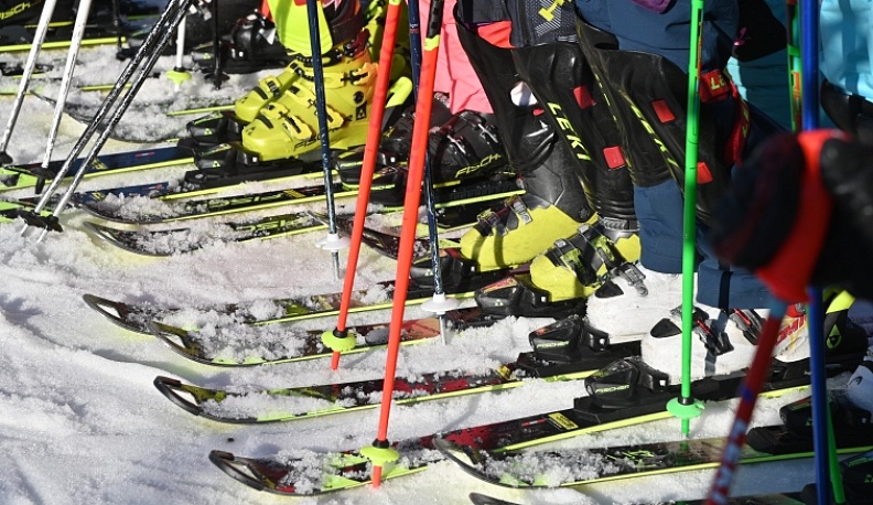 Александр Андриенко провел мастер-класс для юных калужских горнолыжников