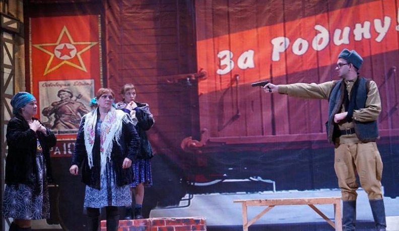 В Хвастовичском народном театре состоялась долгожданная премьера ﻿