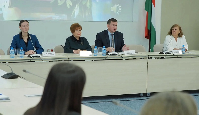 В 2025 году в сферу образования Калужской области пришло 258 молодых специалистов 