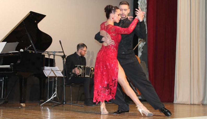 В шестой раз в Тарусе зажглись звезды милонги