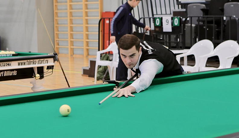 Бильярд — это игра разума, умноженная на силу воображения и поделенная на ее величество фортуну. Эту игру нередко сравнивают с шахматами, ведь залог успеха здесь тоже заключается в правильно выбранной стратегии боя. Удары, как и шаги на клетчатом поле, ну