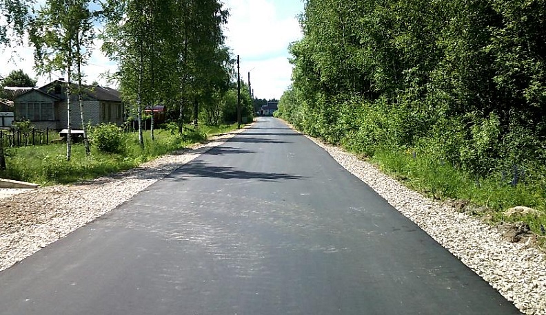 По программе развития дорожного хозяйства в Бетлице отремонтирована улица