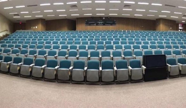 В Калуге ждут рекомендаций по закрытию развлекательных, культурных и других учреждений