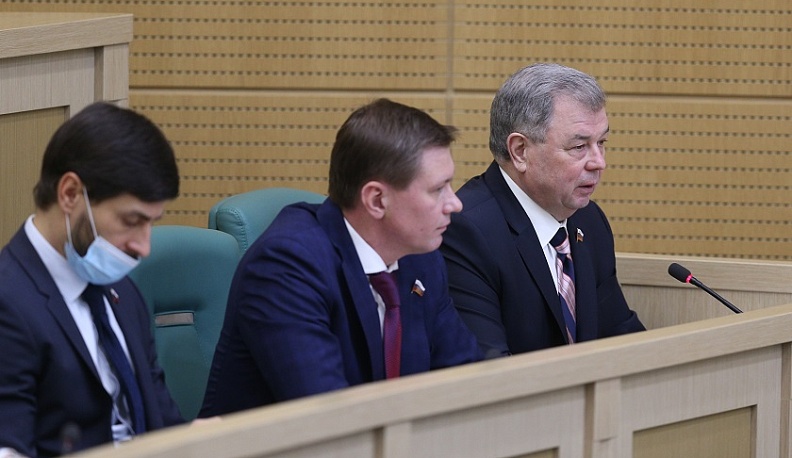 Анатолий Артамонов доложил о предложениях Совета Федерации по исполнению Федерального закона «О федеральном бюджете на 2021 год и на плановый период 2022 и 2023 годов»