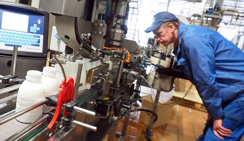 На Сухиничском молочном заводе.