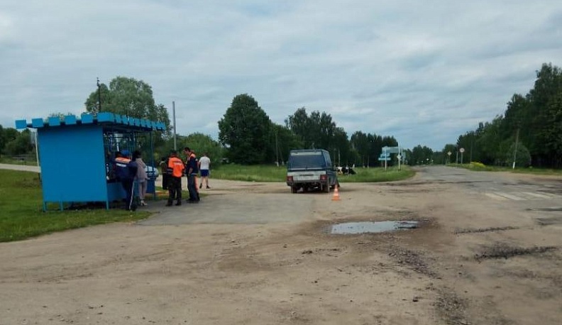 ИЖ сбил пешехода у автобусной остановки 