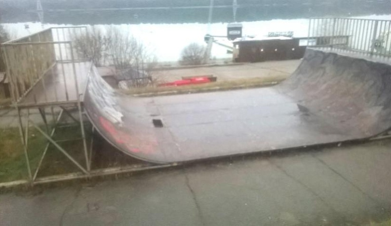 Смертельный аттракцион: кража металла на Яченском водохранилище может привести к печальным последствиям