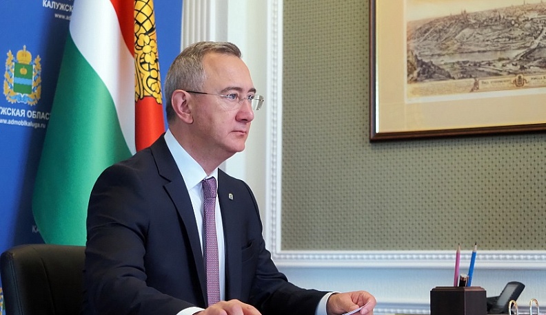 Владислав Шапша: «Все инициативы Президента в сфере семейной и демографической политики в нашей области должны быть выполнены»