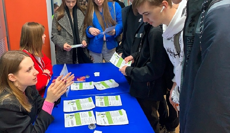 Более 250 калужан нашли работу благодаря Всероссийской ярмарке трудоустройства