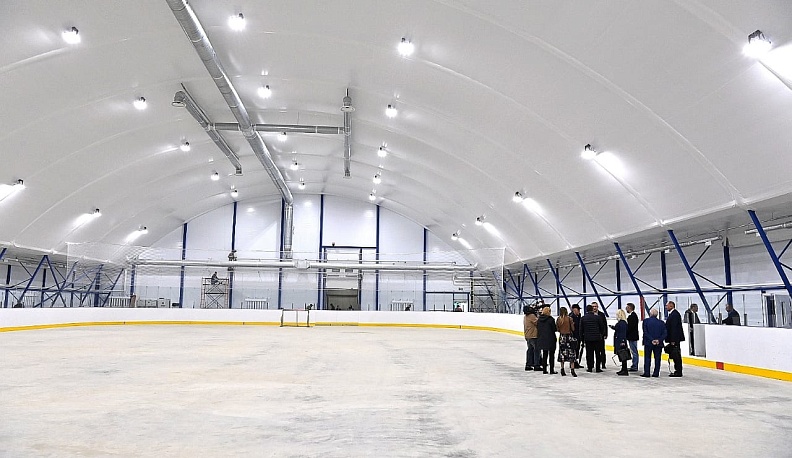 Владислав Шапша осмотрел строительство ледовой арены в Кирове