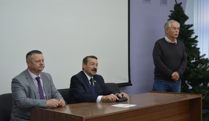 Депутат Геннадий Скляр посетил с рабочим визитом Тарусский район