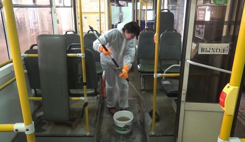  Дезинфекцию общественного транспорта в Калуге проводят ежедневно