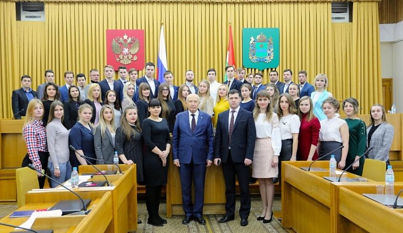 Молодые парламентарии выбирают приоритеты