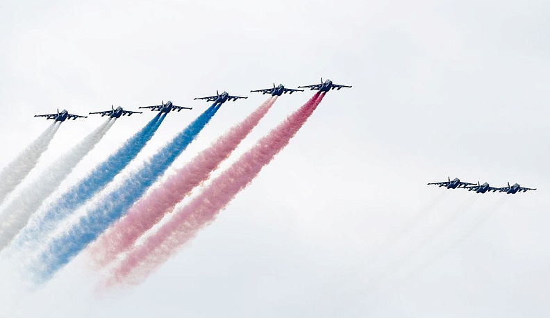 Владислав Шапша поздравил военнослужащих частей ВВС с праздником