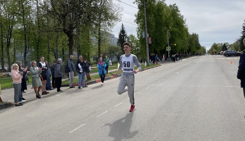 В преддверии Дня Победы в Думиничском районе прошла легкоатлетическая эстафета
