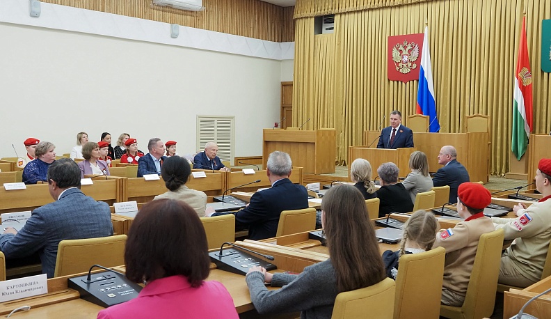 В Калуге наградили победителей конкурса «Лучший школьный музей воинской славы» 