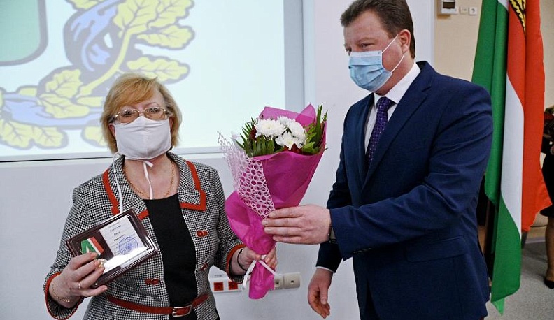 30 медиков Калужской области наградили медалями «За медицинскую доблесть»