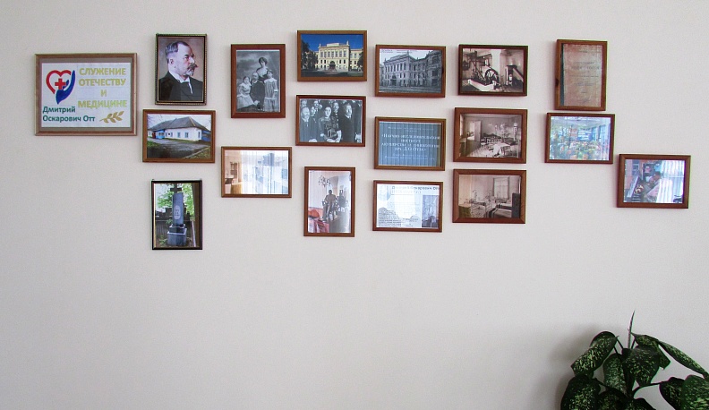 В селе Ульяново работает фотовыставка, посвященная выдающемуся земляку-врачу