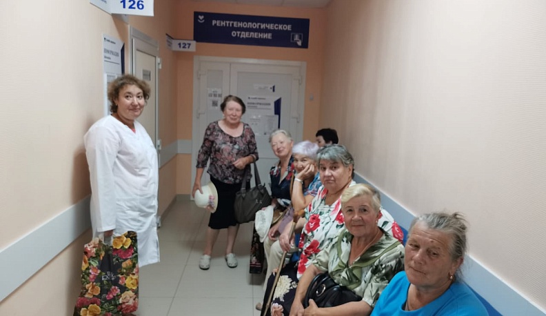 В Калужской области в минувшем году более 3,7 тысячи пожилых людей обеспечили транспортом для поездки в медучреждения 