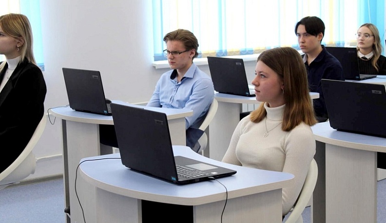 Калужские школьники узнали, как устроен квантовый мир