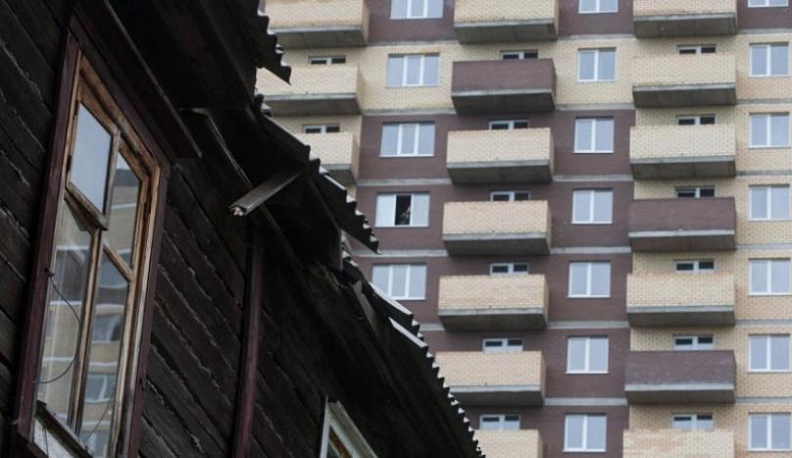 Дмитрий Денисов рассказал о новом проекте по аварийному жилью