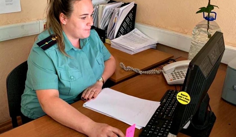 Калужанку арестовали на пять суток за неуплату алиментов сыну