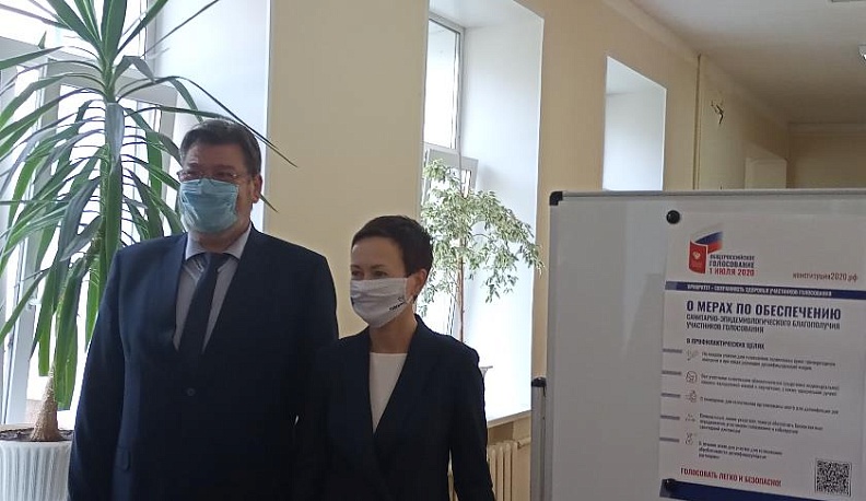 Карина Башкатова приняла участие в голосовании по изменениям в Конституцию РФ