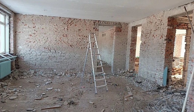 Козельскую школу имени Героя России Артёма Щукина ремонтируют по Народной программе партии «Единой России»  