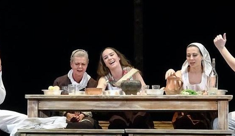 Областной драматический театр представил спектакль на основе реальной драмы