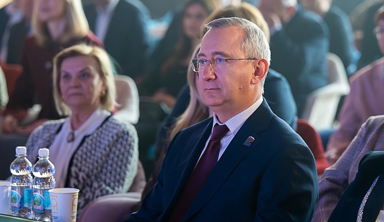 Владислав Шапша: «Глядя на цифры роста экономики Калужской области, можно уверенно сказать, что региону удалось преодолеть все вызовы»