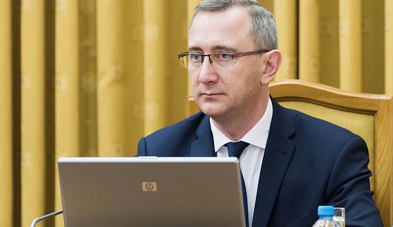 Тест показал, что врач, контактировавший с заболевшим коронавирусом, не заболел