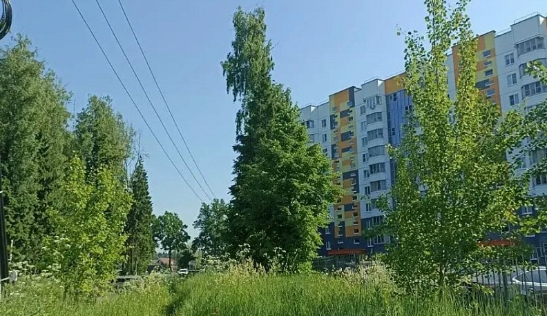 В Обнинске в микрорайоне Заовражье построят новый пешеходный тротуар
