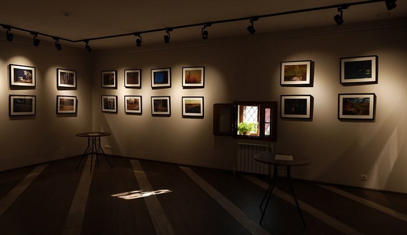 В Калуге открылась фотовыставка пейзажей и натюрмортов Виталия Верескуна