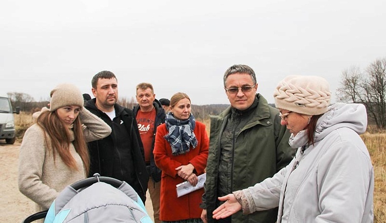 Городской Голова пообещал жителям Лихунов две новых автобусных остановки 