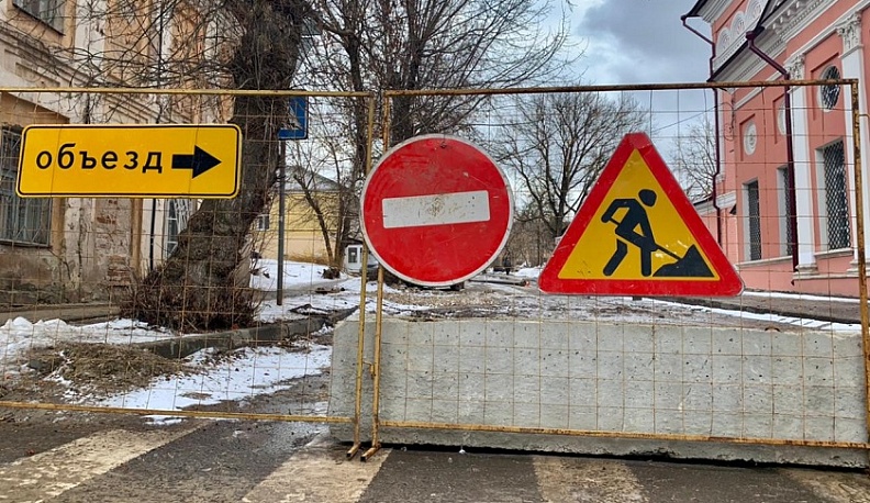 Калужских автомобилистов предупреждают о пробках на въездах в город 