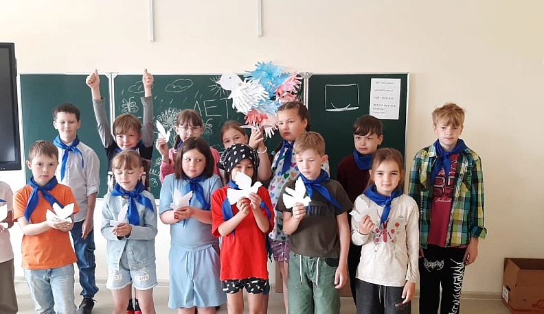 В Малоярославецких школах прошла акция «Голубь Мира»